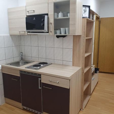 Railway Station City Modern Apartment Марибор Екстериор снимка