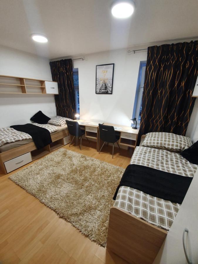 Railway Station City Modern Apartment Марибор Екстериор снимка
